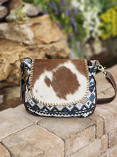 Load image into Gallery viewer, Myra Spright Shades Women Shoulder Bag