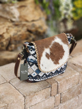 Load image into Gallery viewer, Myra Spright Shades Women Shoulder Bag