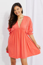 Load image into Gallery viewer, Everyday Dreams Eyelet Contrast Dress