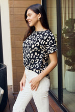 Load image into Gallery viewer, Leopard Round Neck Tee Shirt
