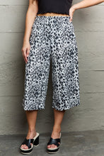 Load image into Gallery viewer, Grey Leopard High Waist Flowy Wide Leg Pants with Pockets