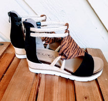 Load image into Gallery viewer, Browning Gladiator Sandal By Corkys FINAL SALES