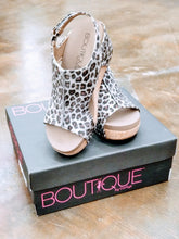 Load image into Gallery viewer, Carley By Corky's Silver Leopard Sandal Final Sales