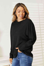 Load image into Gallery viewer, Seam Detail Round Neck Long Sleeve Top