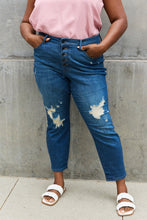 Load image into Gallery viewer, Judy Blue Melanie High Waisted Distressed Boyfriend Jeans