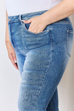 Load image into Gallery viewer, RISEN Full Size High Rise Ankle Flare Jeans