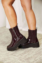 Load image into Gallery viewer, Wine Side Zip Platform Boots