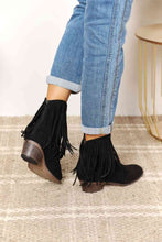 Load image into Gallery viewer, Women's Fringe Cowboy Western Ankle Boots