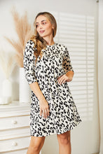 Load image into Gallery viewer, Leopard Three-Quarter Sleeve Dress with Pockets