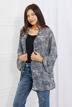 Load image into Gallery viewer, Snake Print Chiffon Kimono