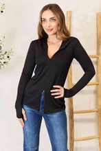 Load image into Gallery viewer, Exposed Seam Long Sleeve Hoodie