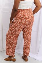 Load image into Gallery viewer, Geometric Printed Pants in Red Orange