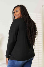 Load image into Gallery viewer, Seam Detail Round Neck Long Sleeve Top