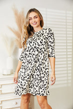 Load image into Gallery viewer, Leopard Three-Quarter Sleeve Dress with Pockets