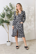 Load image into Gallery viewer, Animal Print Button Up Long Sleeve Cardigan