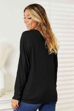 Load image into Gallery viewer, Seam Detail Round Neck Long Sleeve Top