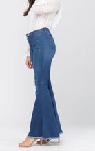 Load image into Gallery viewer, Judy Blue High Waist Super Flared Jeans