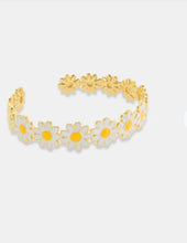 Load image into Gallery viewer, Daisy Cuff Bracelet