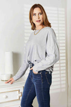 Load image into Gallery viewer, Seam Detail Round Neck Long Sleeve Top