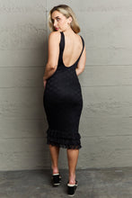 Load image into Gallery viewer, Black Sleeveless Bodycon Ruffle Midi Dress