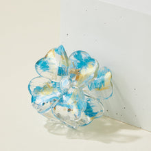 Load image into Gallery viewer, Gold Painted Flower Claw Hair Clip