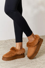 Load image into Gallery viewer, Furry Chunky Platform Ankle Boots