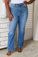 Load image into Gallery viewer, Judy Blue Full Size Bootcut Jeans with Pockets
