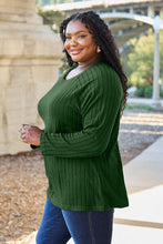 Load image into Gallery viewer, Ribbed Round Neck Long Sleeve Knit Top
