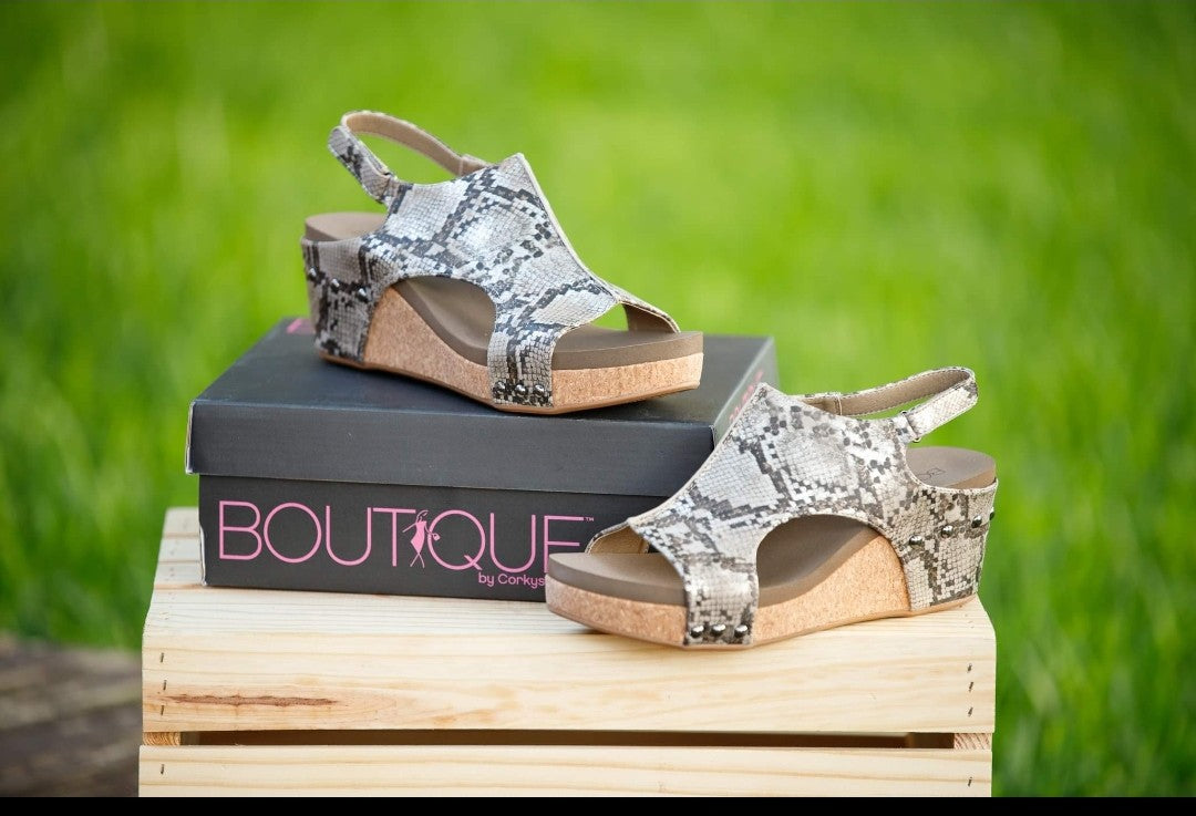 Boutique by hot sale corkys snakeskin