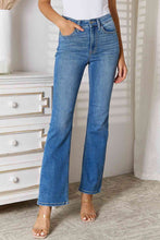 Load image into Gallery viewer, Judy Blue Full Size Bootcut Jeans with Pockets
